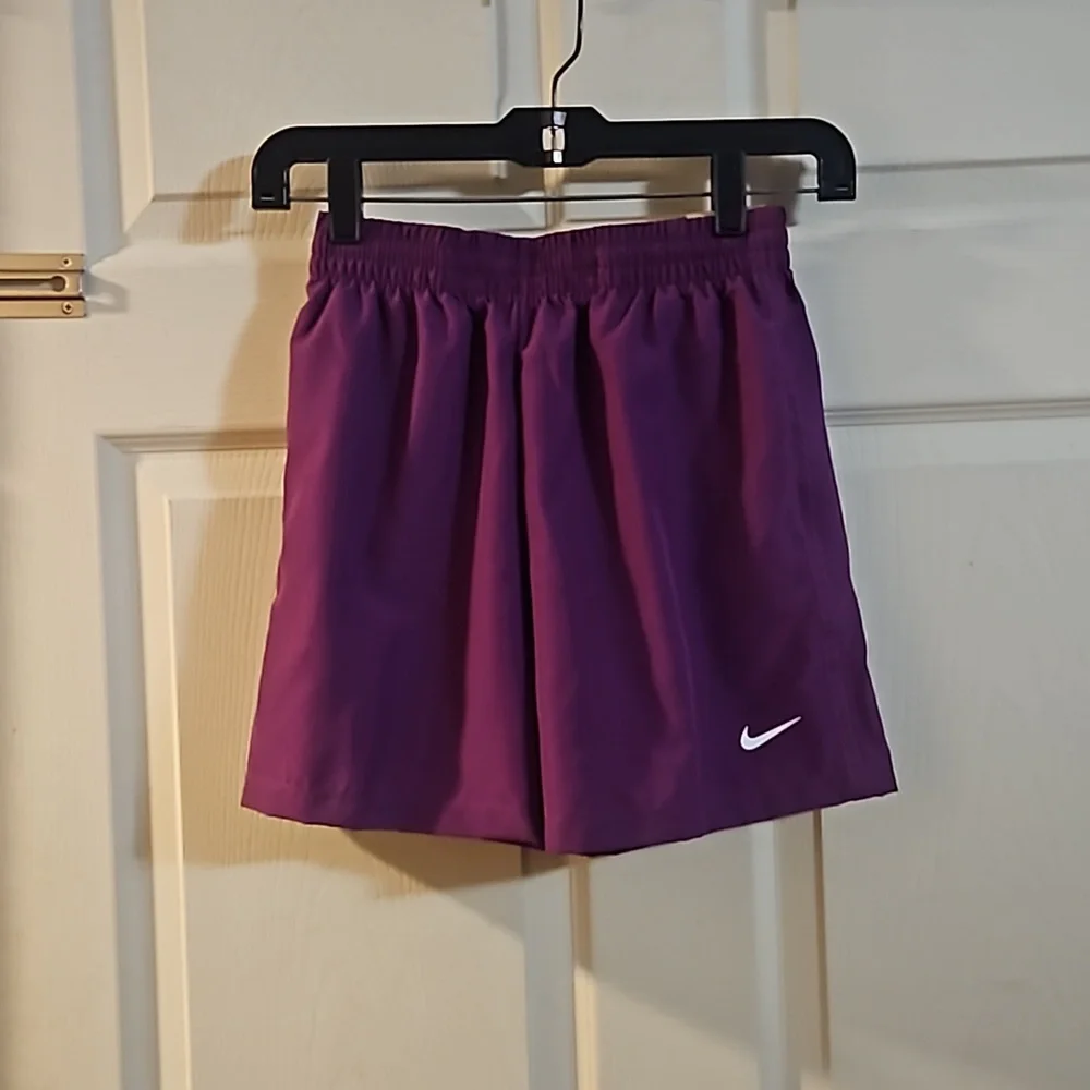 Nike Kids' Dri-FIT Multi Woven Shorts: PURPLE: NEW WITH TAGS: SIZE S